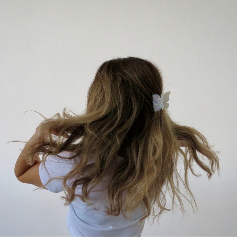 The Butterfly Clip- PURPLE